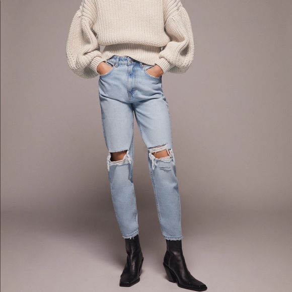 Zara Denim - Zara distressed mom fit jeans in size 4!